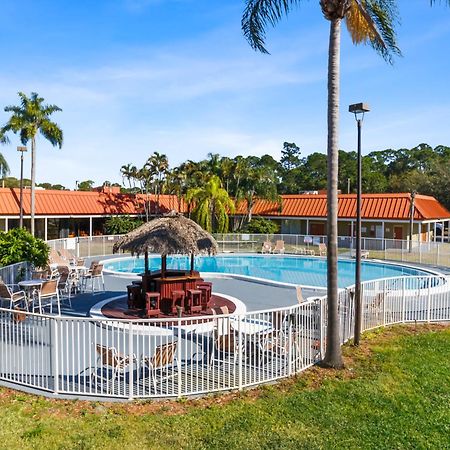 Vero Beach Inn & Suites Vero Beach I-95 (Adults Only) Εξωτερικό φωτογραφία