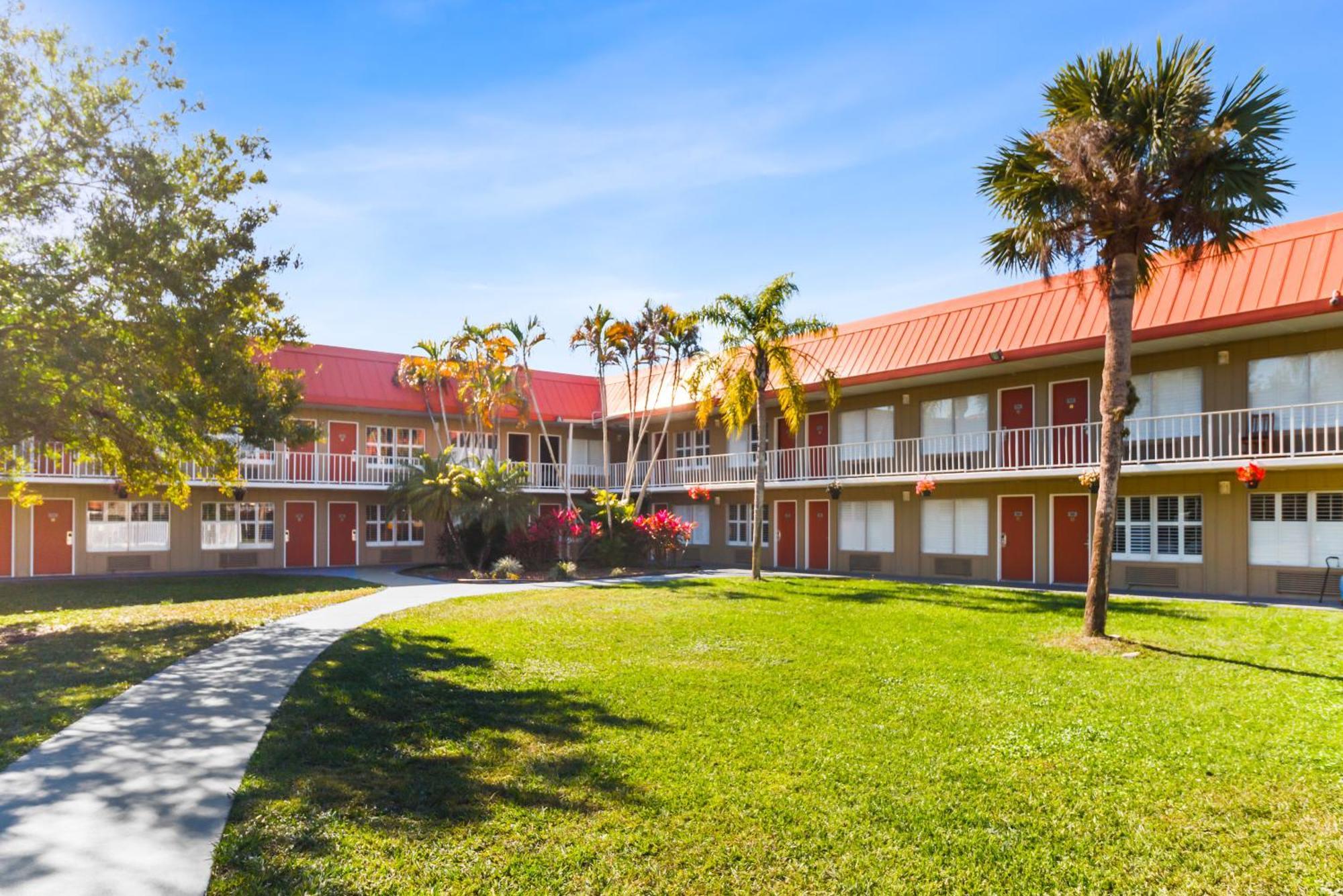 Vero Beach Inn & Suites Vero Beach I-95 (Adults Only) Εξωτερικό φωτογραφία