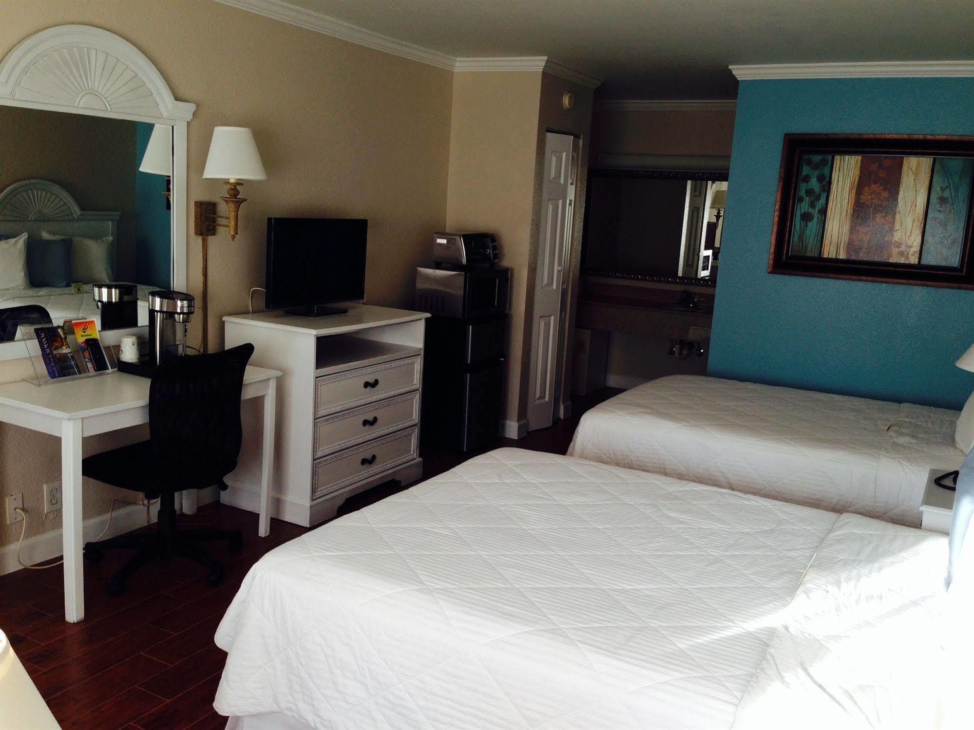 Vero Beach Inn & Suites Vero Beach I-95 (Adults Only) Εξωτερικό φωτογραφία
