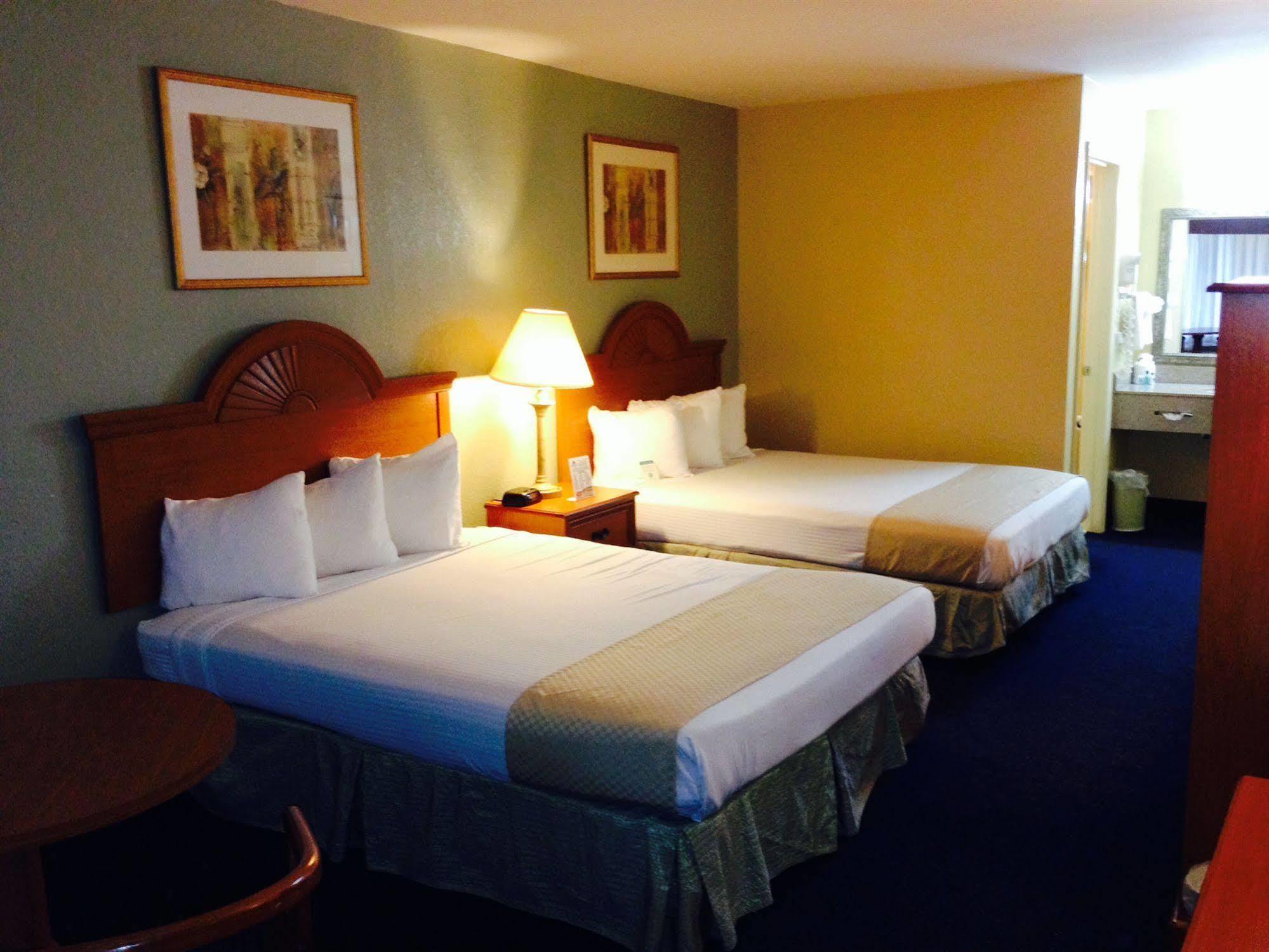 Vero Beach Inn & Suites Vero Beach I-95 (Adults Only) Εξωτερικό φωτογραφία